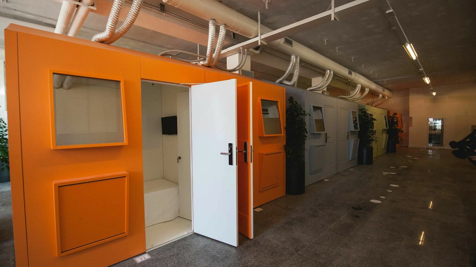 Capsule hotel Bed & Boarding Hotel Naples