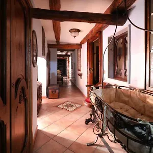 Les Jeux Sont Faits Apartment